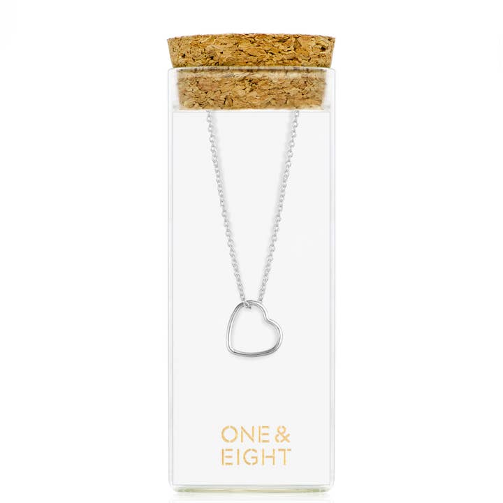 Collier Cœur Ouvert pour la vente par One & Eight