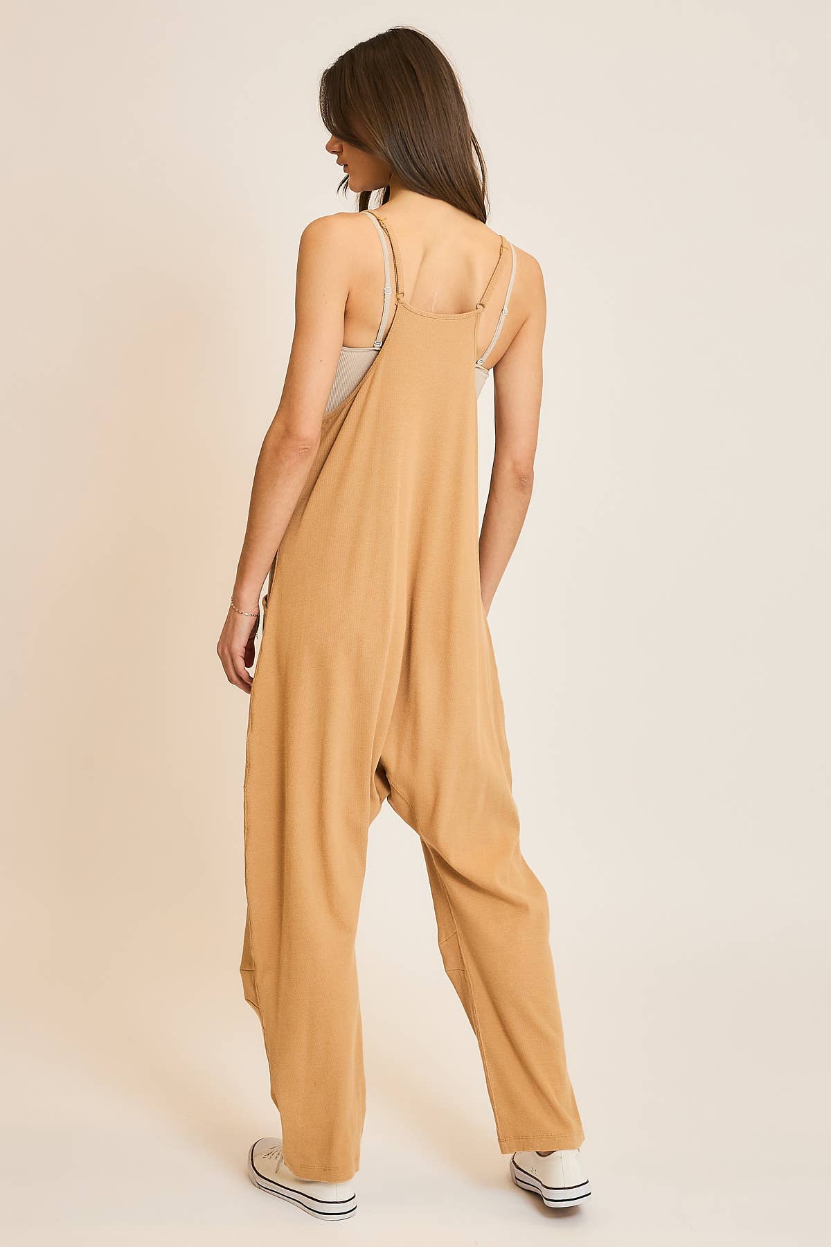 Wishlist Apparel – Engroshandel Jumpsuit - Dame – RIBSTRIKKET JUMPSUIT MED LOMMER/WL23-800210