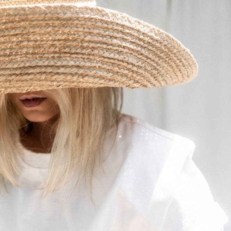 Urban White Short Sleeves T-Shirt Top for wholesale on Faire3