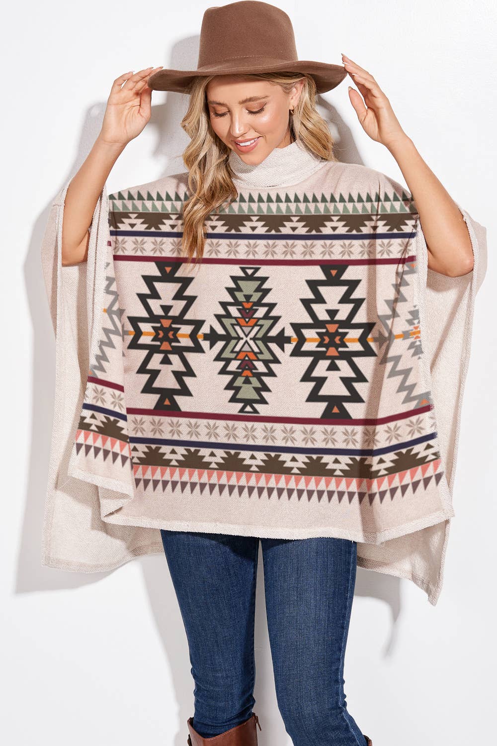 Phil Love – Großhandel Poncho – Damen – T773S2037 - Lässiger aztekischer Poncho mit Rollkragen9
