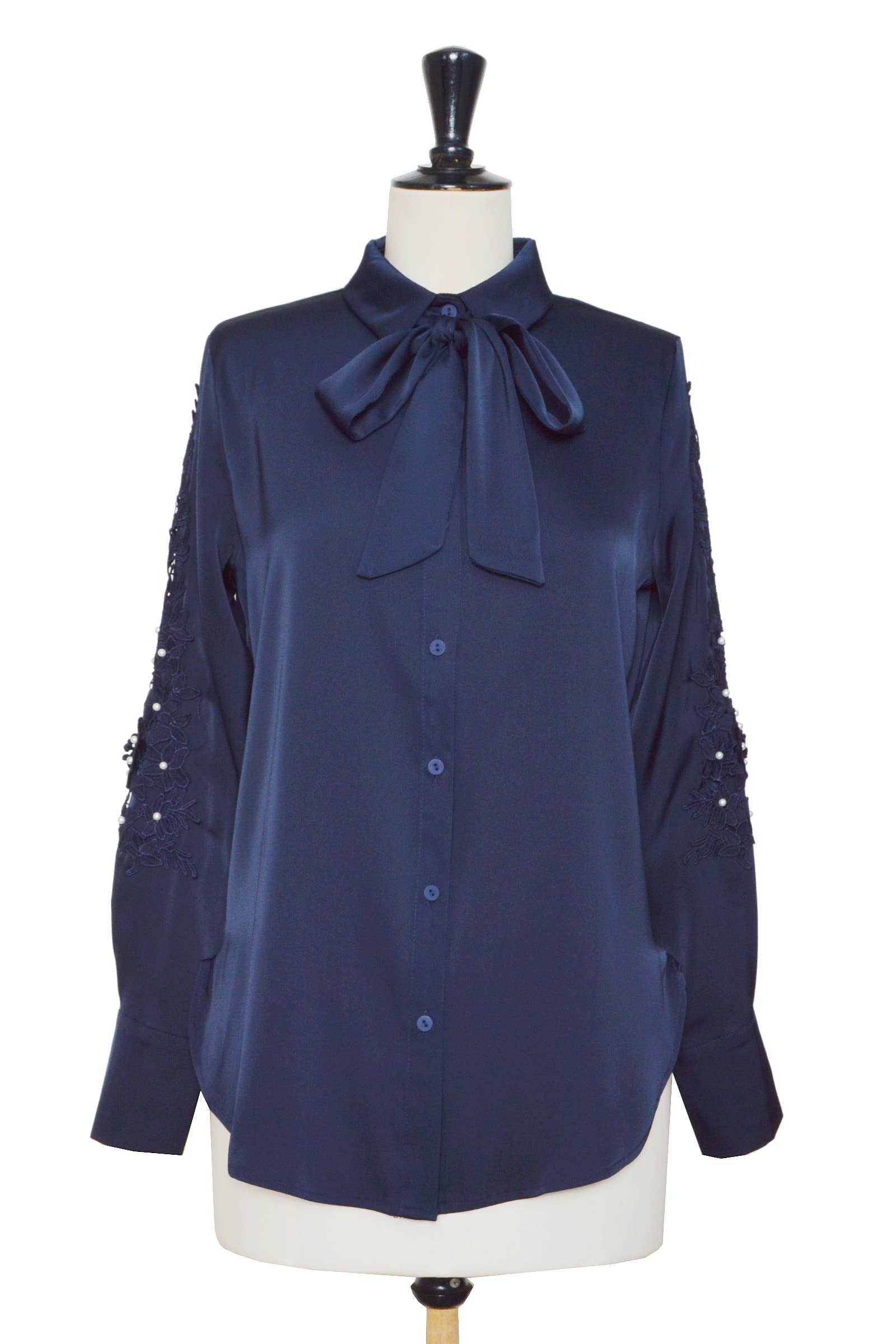 ELLI WHITE - Wholesale Button Down Shirt - Women's - Shirt adorned with embroidery and beads17