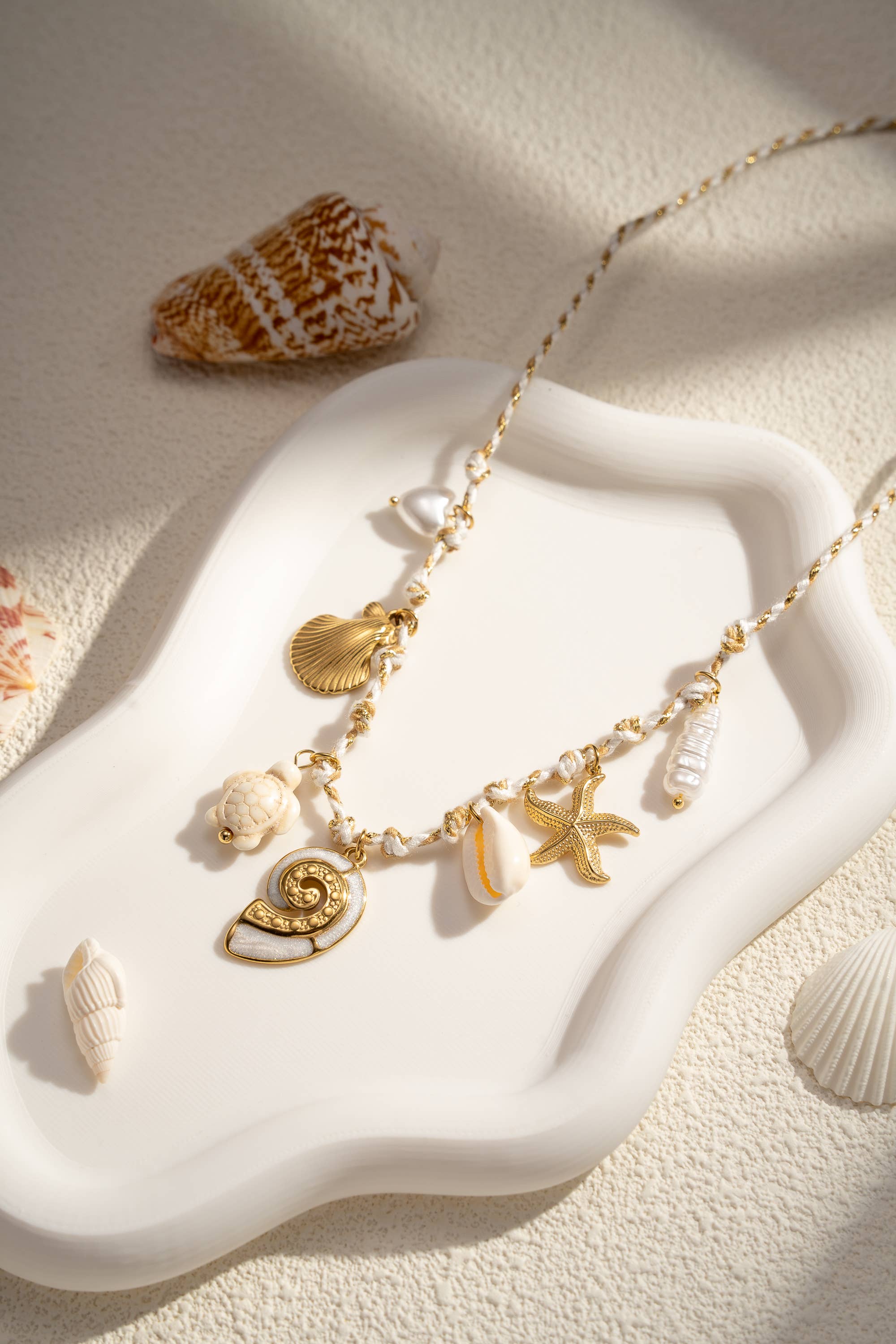 COSMOS - Wholesale Pendant/Charm Necklace - Stainless steel charm necklace with star shells1