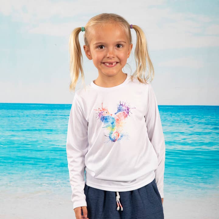 Blanc Chemise Caloosa « Seahorse Love » UPF 50 ultra confortable pour enfants en vente sur Faire1