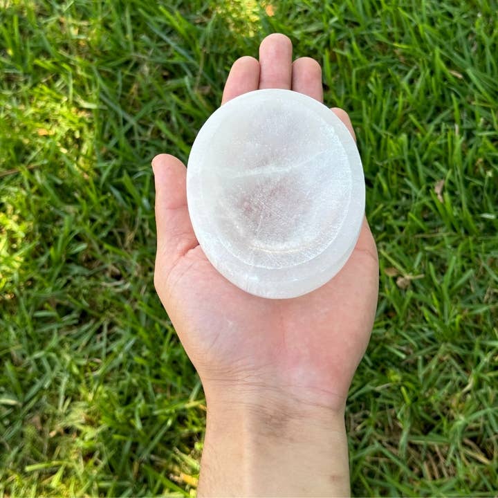 Earths Elements Wholesale - Wholesale Jewelry Dish - Selenite - Oval Trinket Holder1
