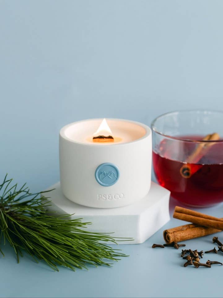 The Wreath | Non-Toxic Coconut Soy candle in ceramic jar for wholesale by Pinky Swear & Co.