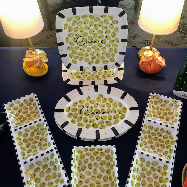 Kricket Lane Designs - Wholesale Appetizer Serveware - Appetizer Plates- Set Of 42