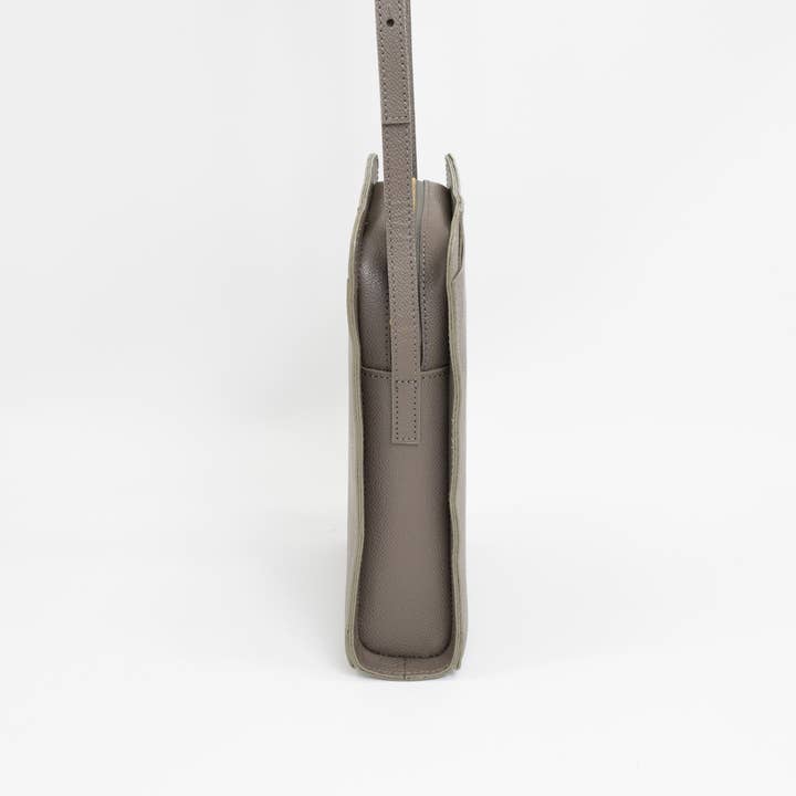 Unofuku - Wholesale Shoulder Bag - Women's - re:credo Noemi Shoulder Bag (Grey)4