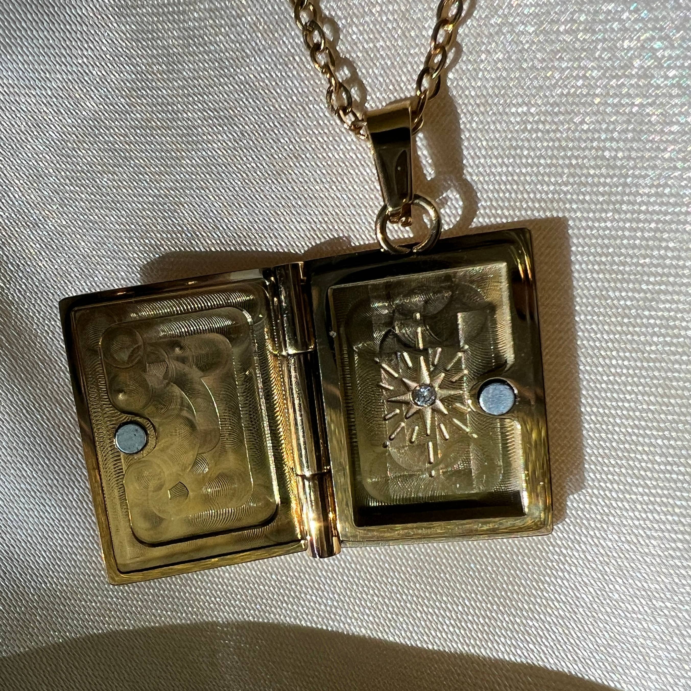 Lassoed Moon - Wholesale Locket Necklace - Night Court Keepsake Book Locket6