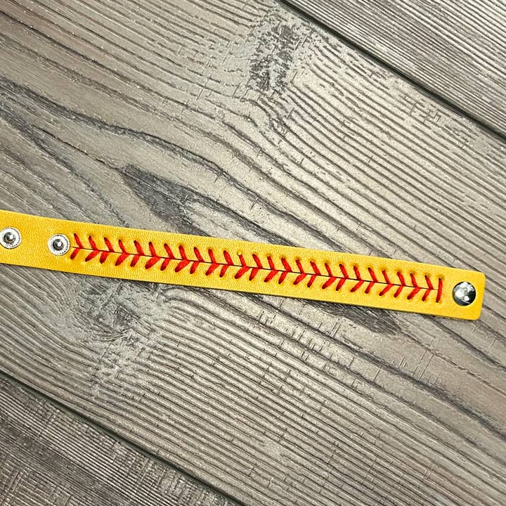 JILLIAN INK LLC - Wholesale Woven/Braided Bracelet - Adjustable Baseball or Softball Stitches Bracelets