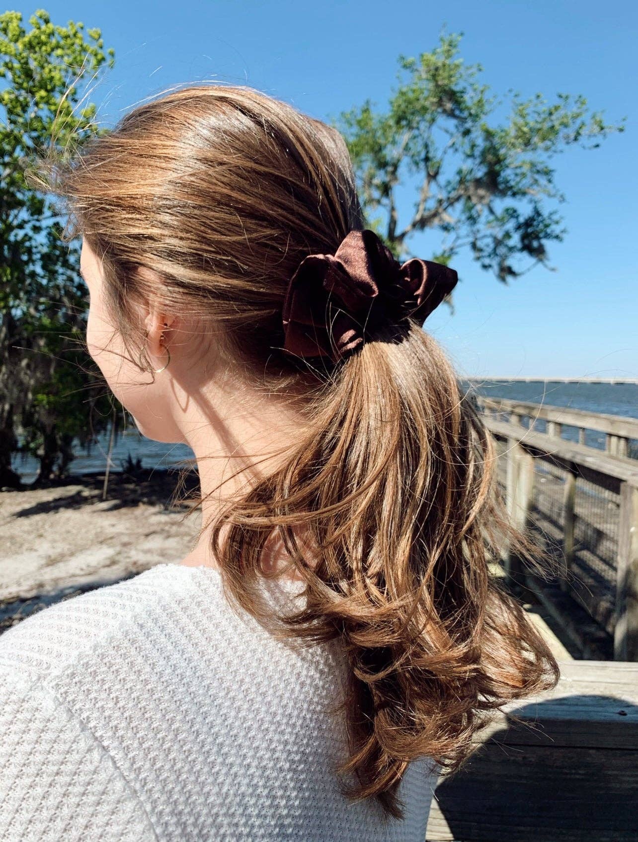 Beyond Scrunchies - Wholesale Scrunchie - Dames - ESPRESSO - Zijde Scrunchie met moerbei3