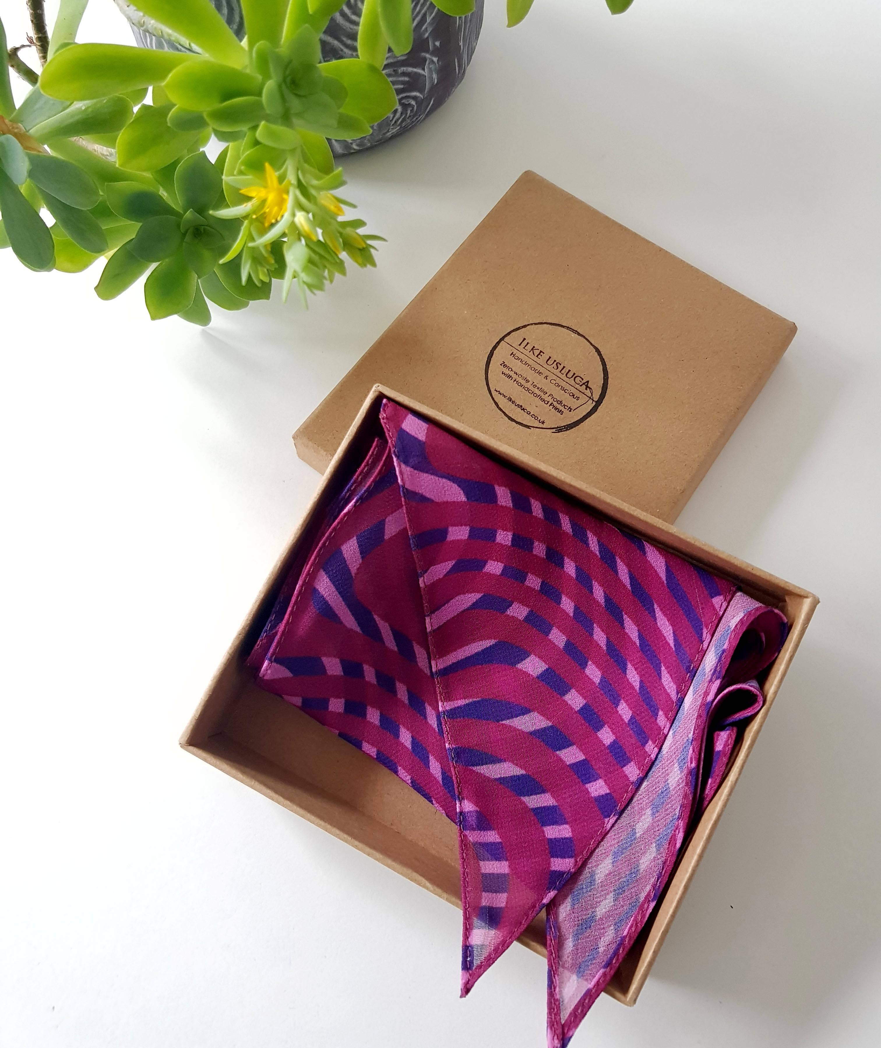 Ilke Usluca Design - Wholesale Scarf - Women's - Maze Scarf3