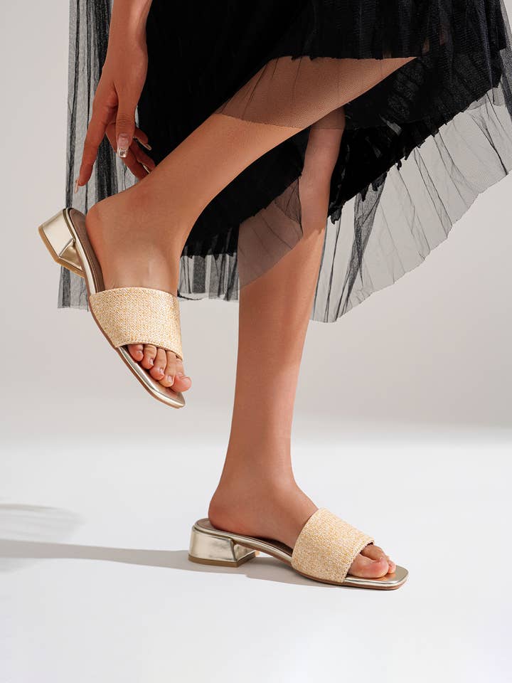 Low Heel Raffia Mule Sandals for wholesale by CEREZA