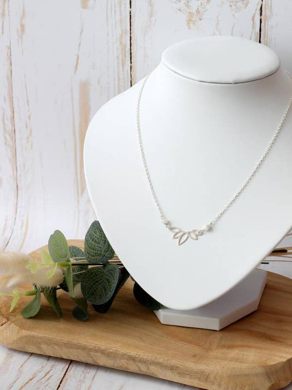 Collier mariage perles LISA pour la vente par Loane Bijoux