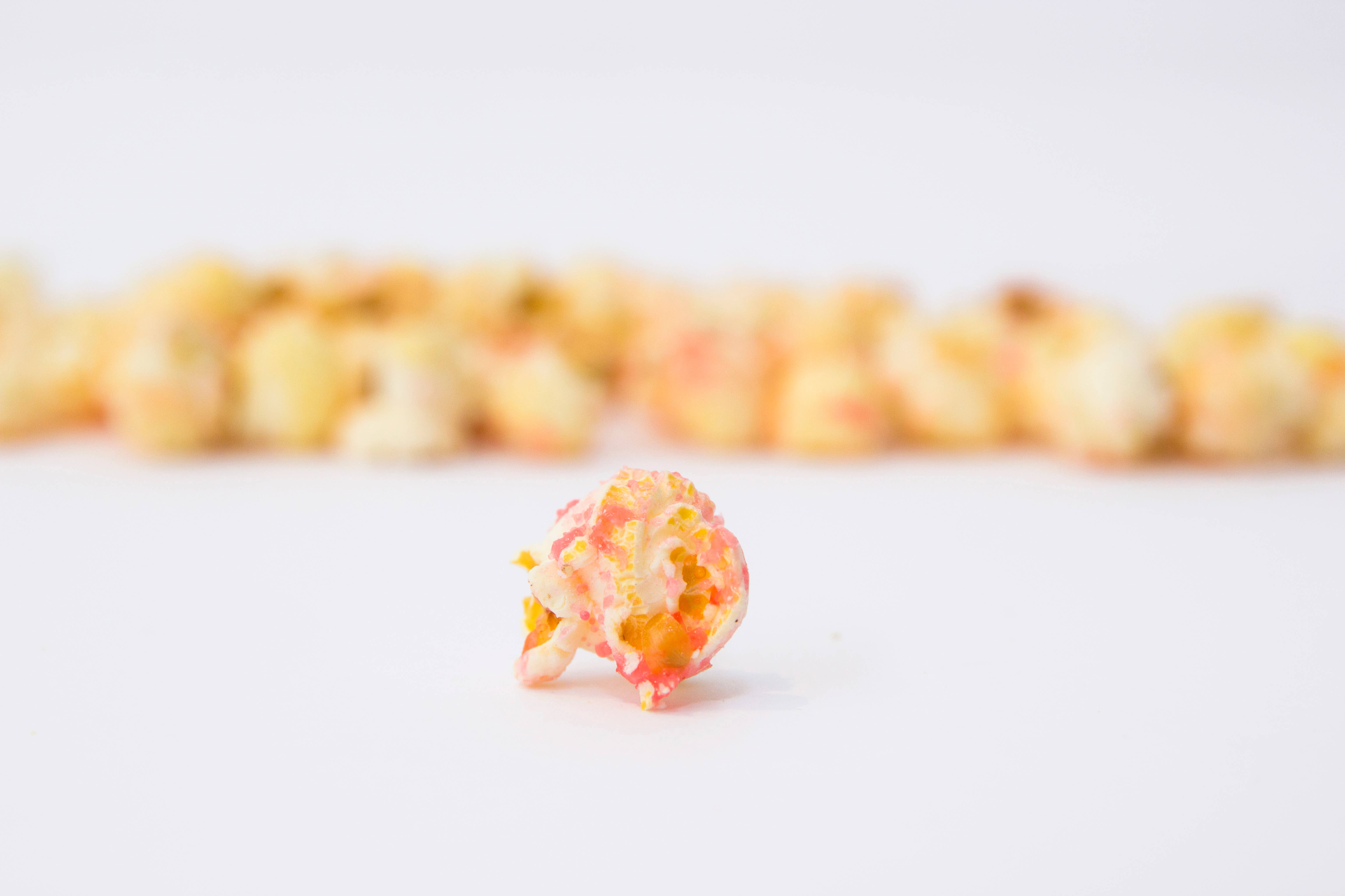 Retrocorn - Vendita all'ingrosso Popcorn - Retrocorn Fragole e crema 12 x 90g1