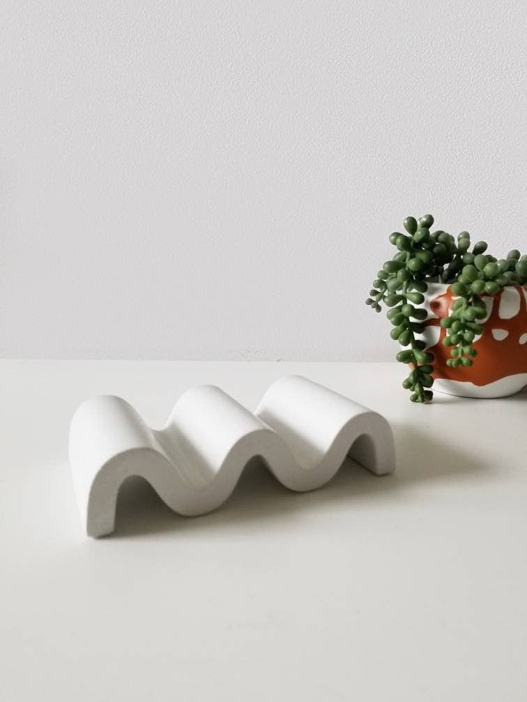 Dovekie & Finch - Wholesale Decorative Tray - Modern Wavy Tray2
