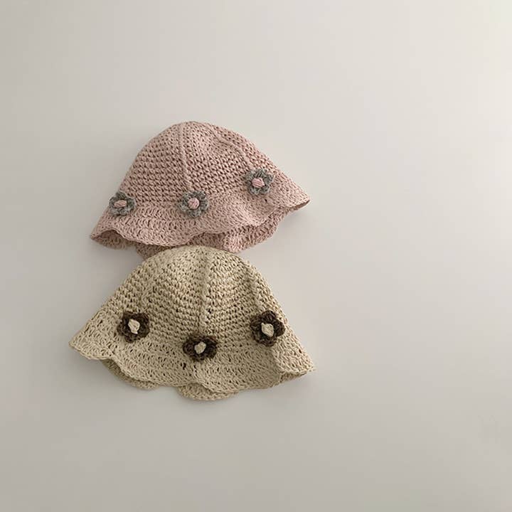 Annie & Charles – Engroshandel Bøllehat – til børn – Annie & Charles® sommerhat med papyrusblomster2