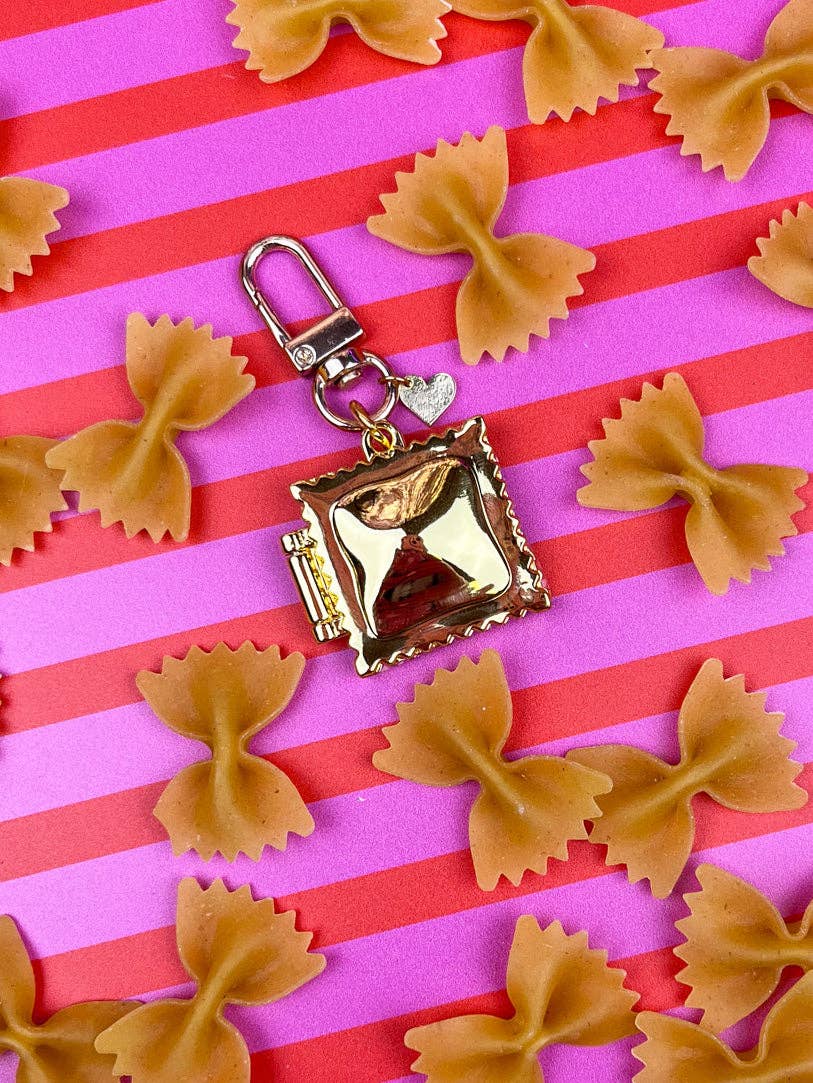 A Shop of Things - Wholesale Keychain - Women's - Ravioli Locket Keychain2