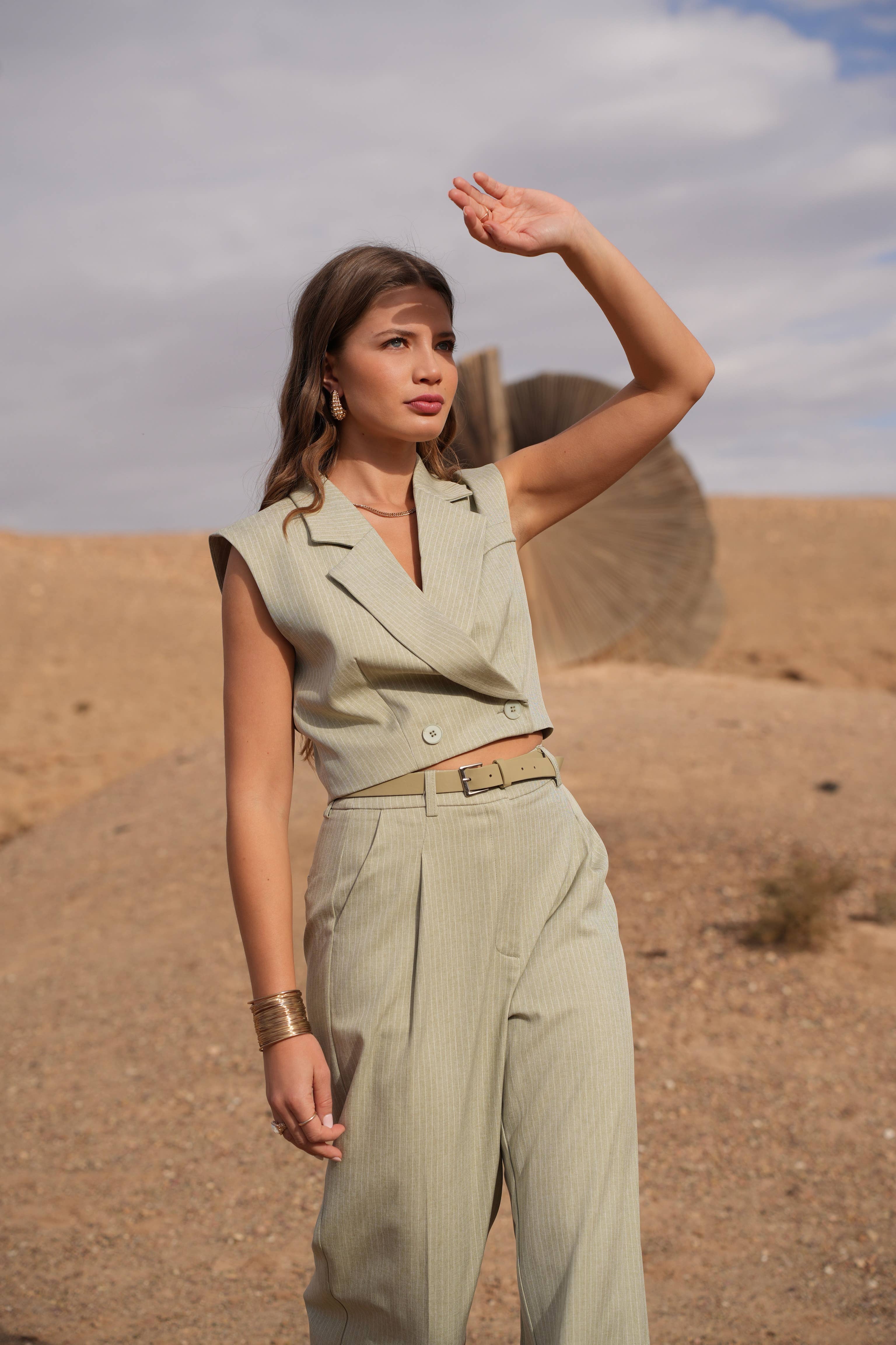 LULUMARY - Wholesale Blazer - Women's - Sleeveless striped blazer V33112