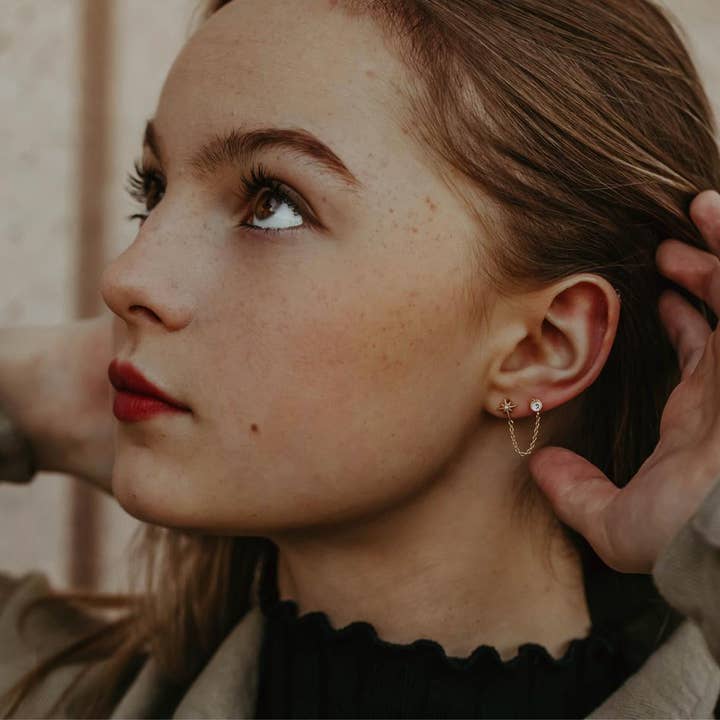 A Worthy Brand - Vendita all'ingrosso Orecchini pendenti - Piercing doppio per orecchini, a forma di luna e stella, con zirconi cubici5