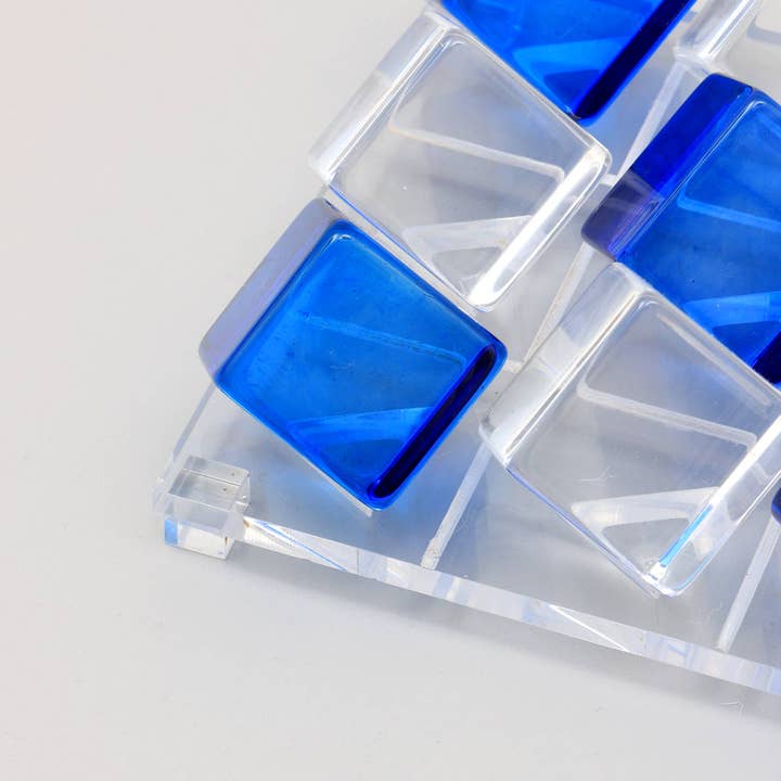 TrenDec - Wholesale Decorative tabletop object - Tik Tack Toe | Acrylic Blue & White Tik Tack Toe Game Set6