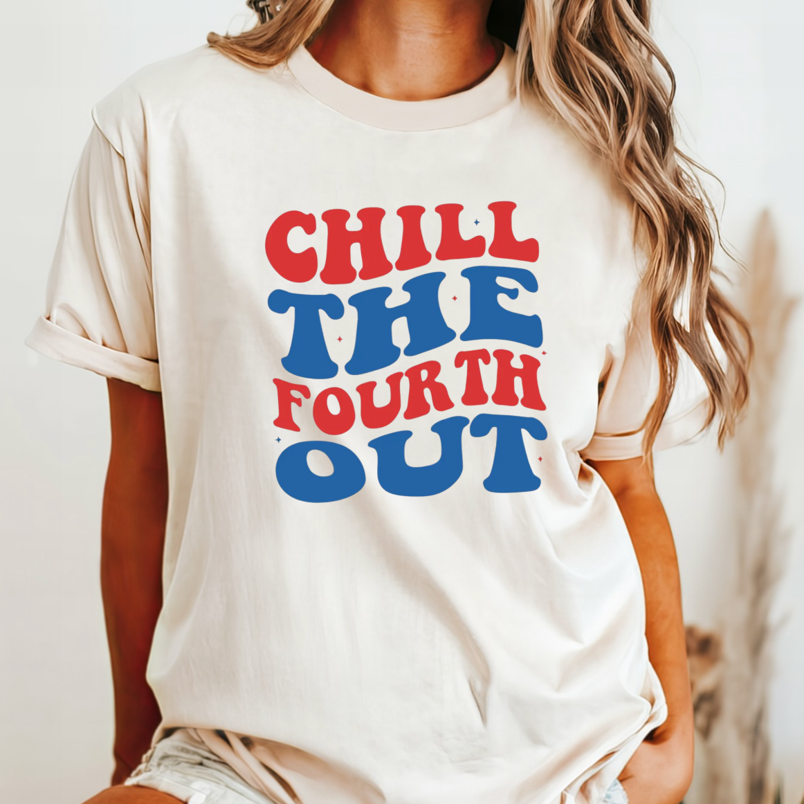 Kiki's Boutique – wholesale Screen printed t-shirt – Women′s – Chill The Fourth Out Tee1