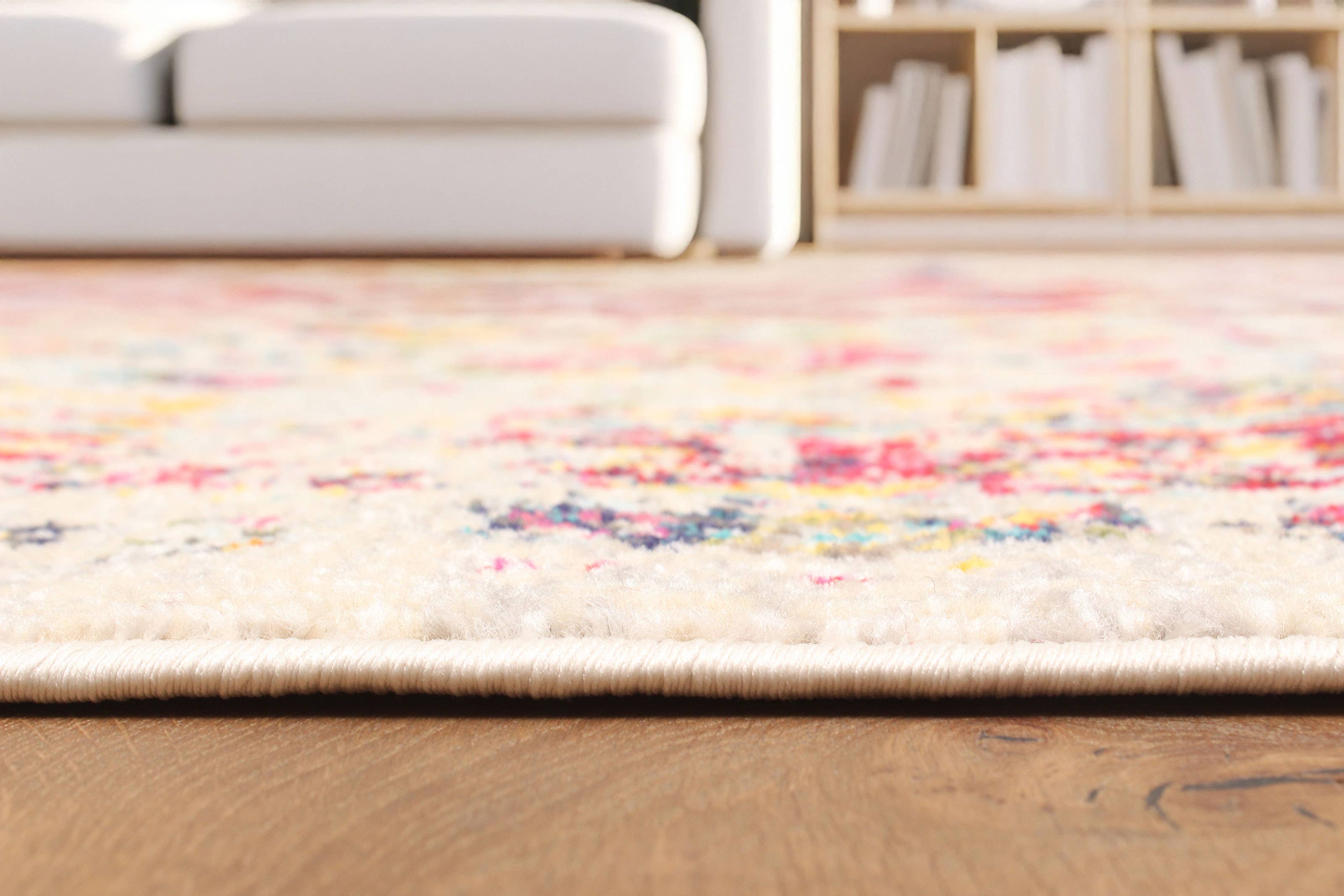 Jasmine Ivory Area Rug for wholesale on Faire4