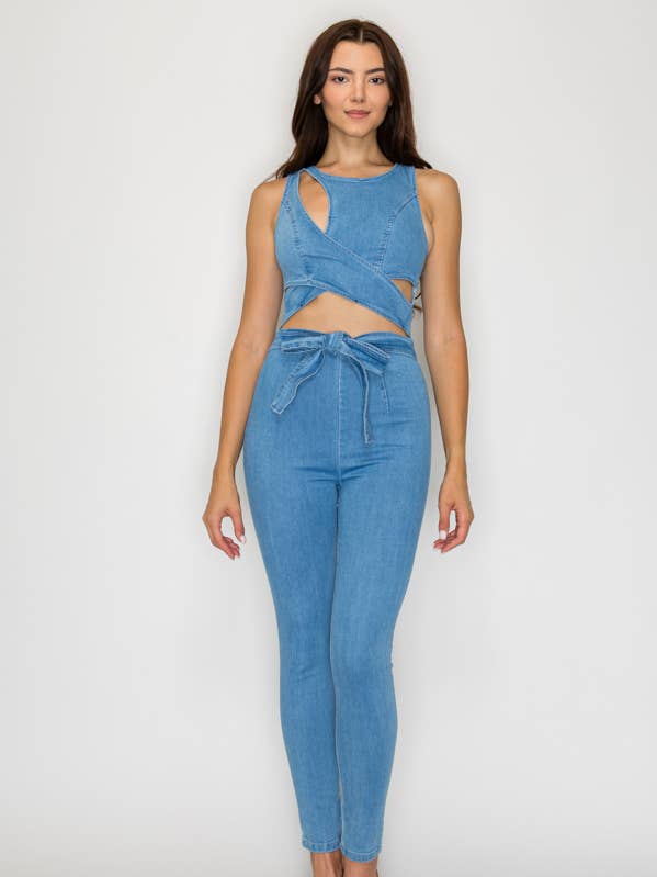 Tuta in denim elasticizzato Cyra Criss Cross per la vendita all'ingrosso da parte di Machine Jeans