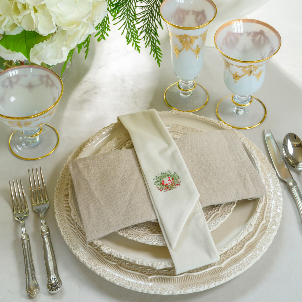 Arte Italica & Crown Linen Designs – Base de pratos por atacado – Carregador de creme Finezza2