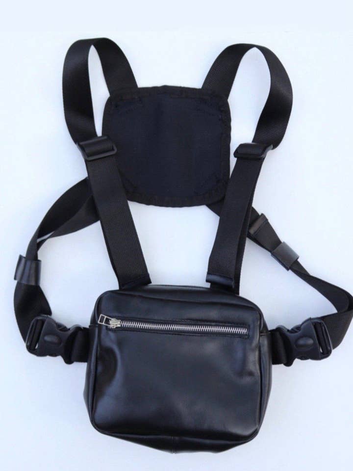 BLACK CROSSBODY BAG for wholesale by One Pulse Collective