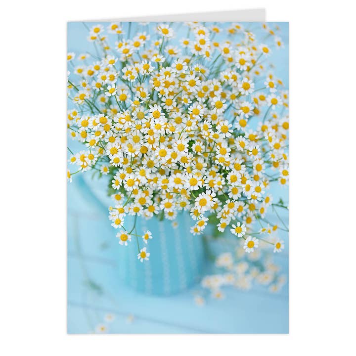 Carte pliante "Camomille dans le vase bleu" pour la vente par paruspaper. nutzfeine papeterie