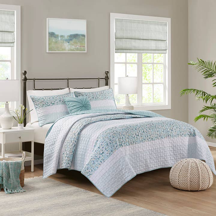 4 Piece Seersucker Quilt Set with Throw Pillow, Aqua for wholesale by Olliix