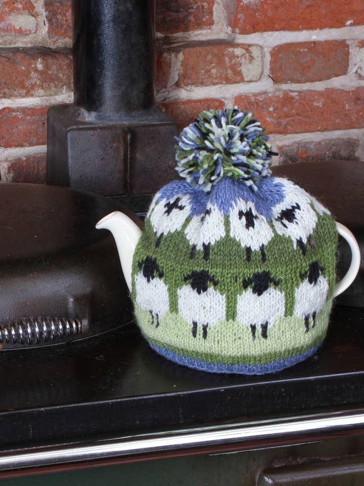 Fårflok - Strikket Naturlig Uld Hvidt Får Tehætte for engroshandel hos Pachamama Ltd