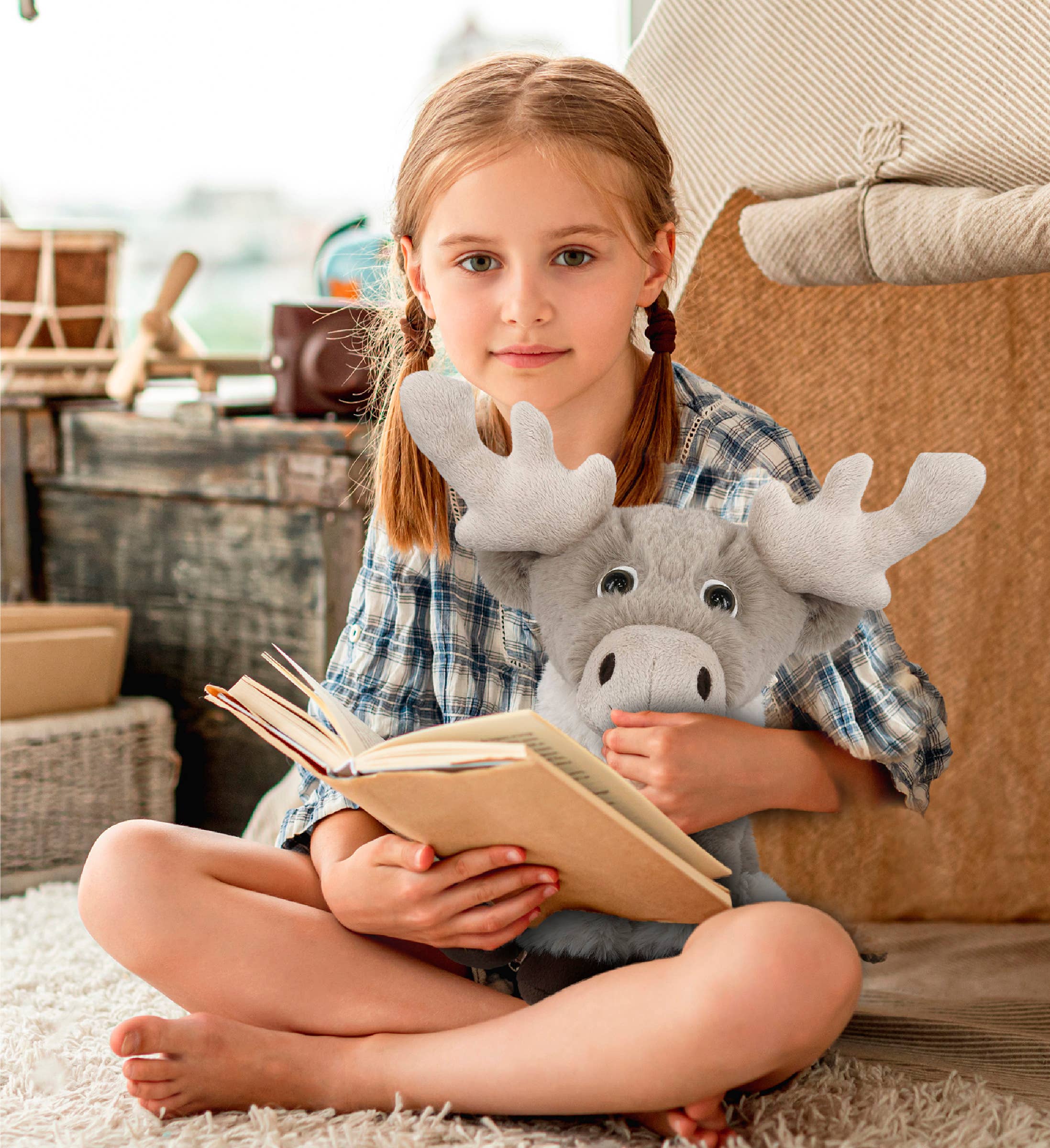 Cota Global – wholesale Stuffed/plush toy – Kids & baby – Super-Soft Plush - Squat Reindeer 8.5"6