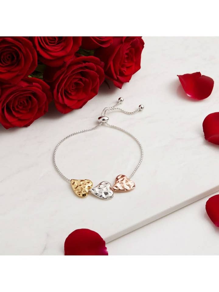 Chic Heart Trio Snørearmbånd for engroshandel hos Oceanic Jewellers - Majique London