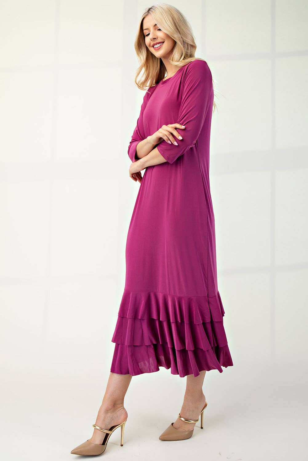 Celeste Clothing – Großhandel Kleid – Damen – Großgrößen-Midikleid mit gestuften Rüschen und 3/4-Ärmeln62