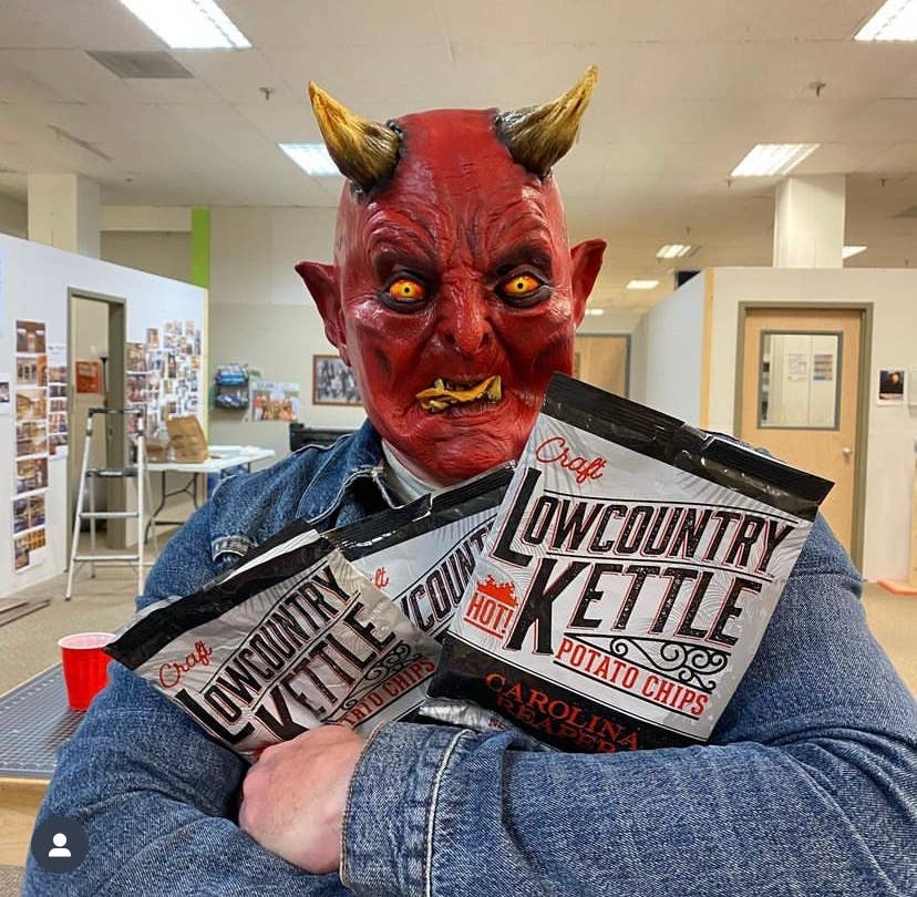 Lowcountry Kettle - Wholesale Chips - Carolina Reaper Potato Chips - 24 bags5