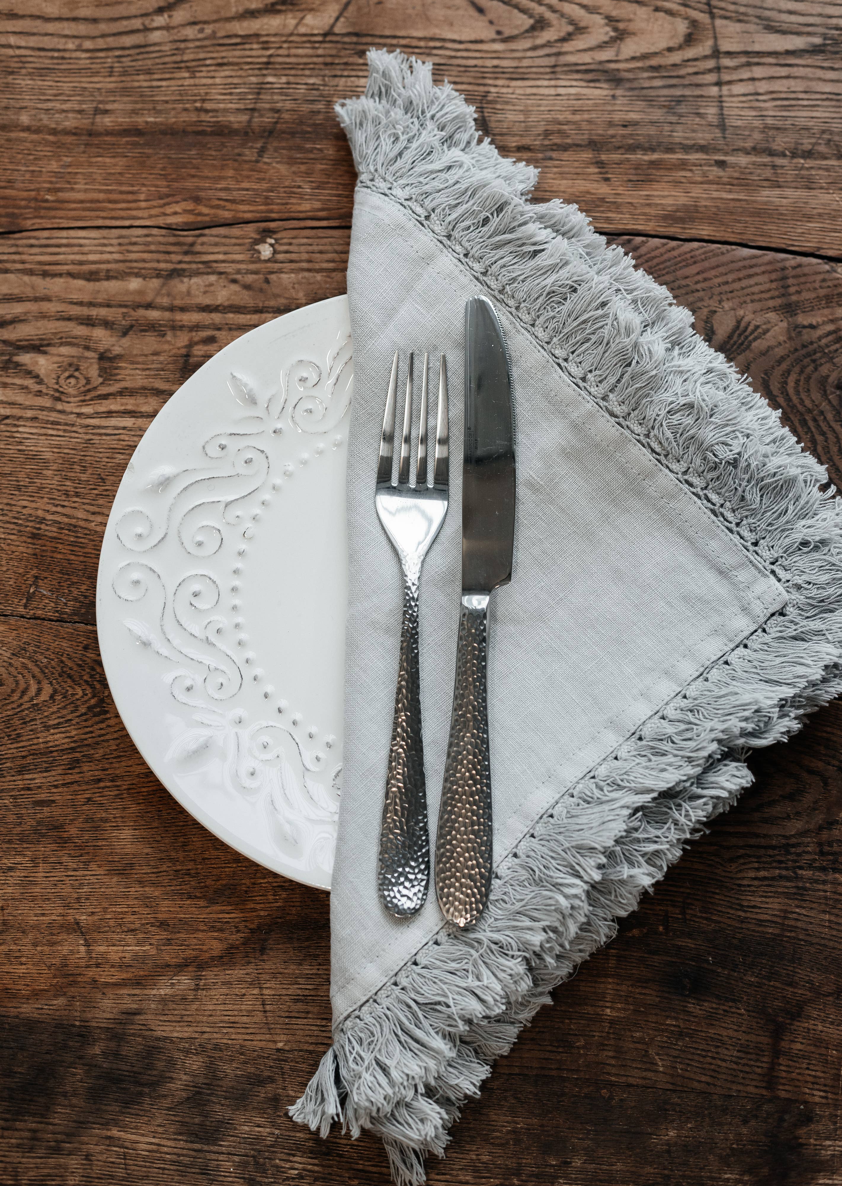 Linen Way Inc. - Wholesale Dinner & Cloth Napkin - Artisan Linen Napkin with Fringed Edges - in 5 colors2