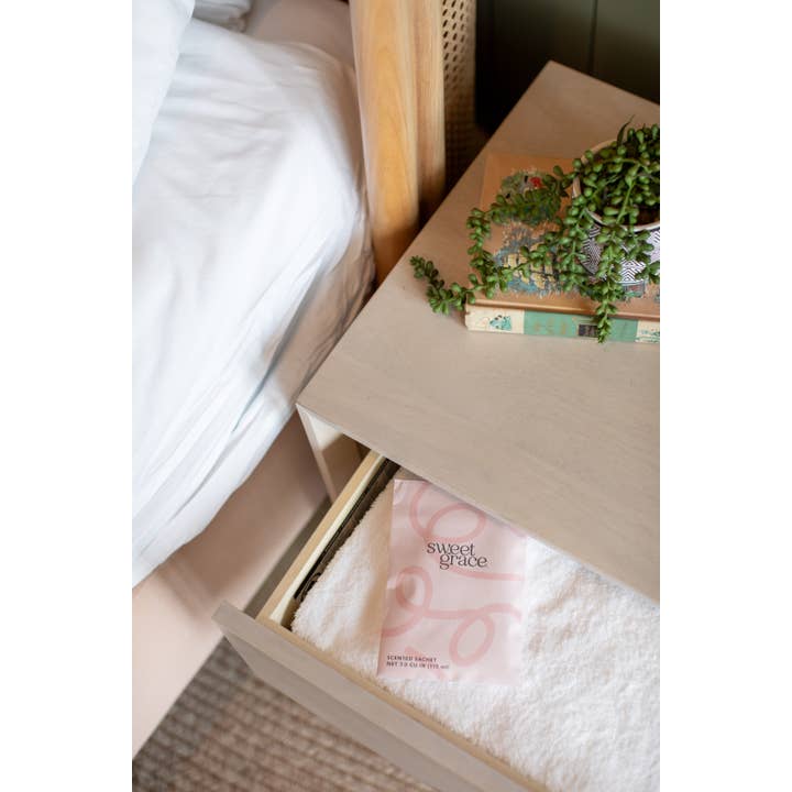 Bridgewater Candle Company - Wholesale Sachet - Sweet Grace Modern Swirl Sachet 9 Pack12