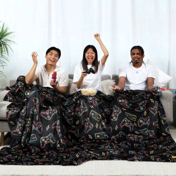 Big Blanket Co - Wholesale Throw Blanket - Original Stretch™ Blanket55