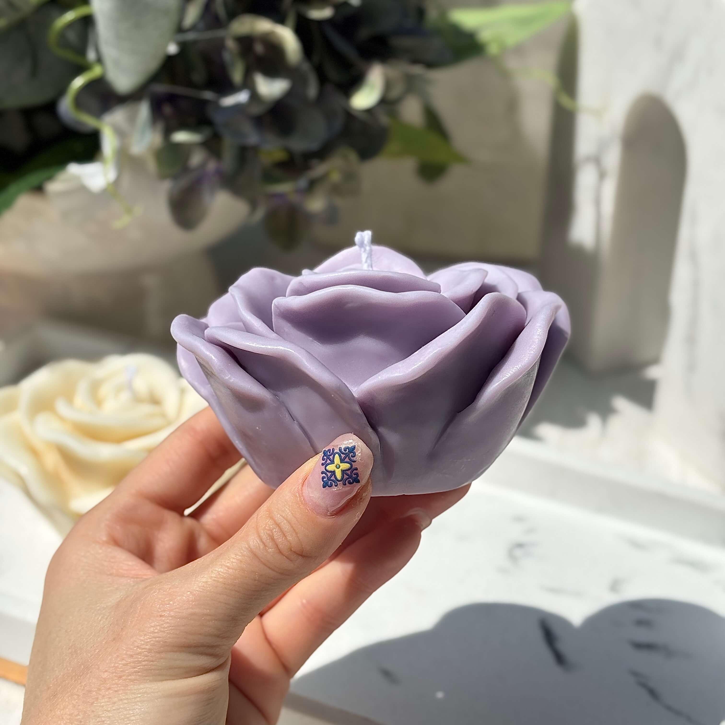 OH MY BOX - Vente Bougies piliers - Coffret Cadeau Bougie Rose | Bougie Fleur Décorative en Cire de Soja5