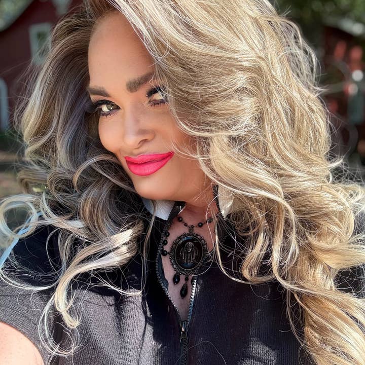 Naomi's Happy Place Shop – wholesale Hair extensions – LAGUNA8