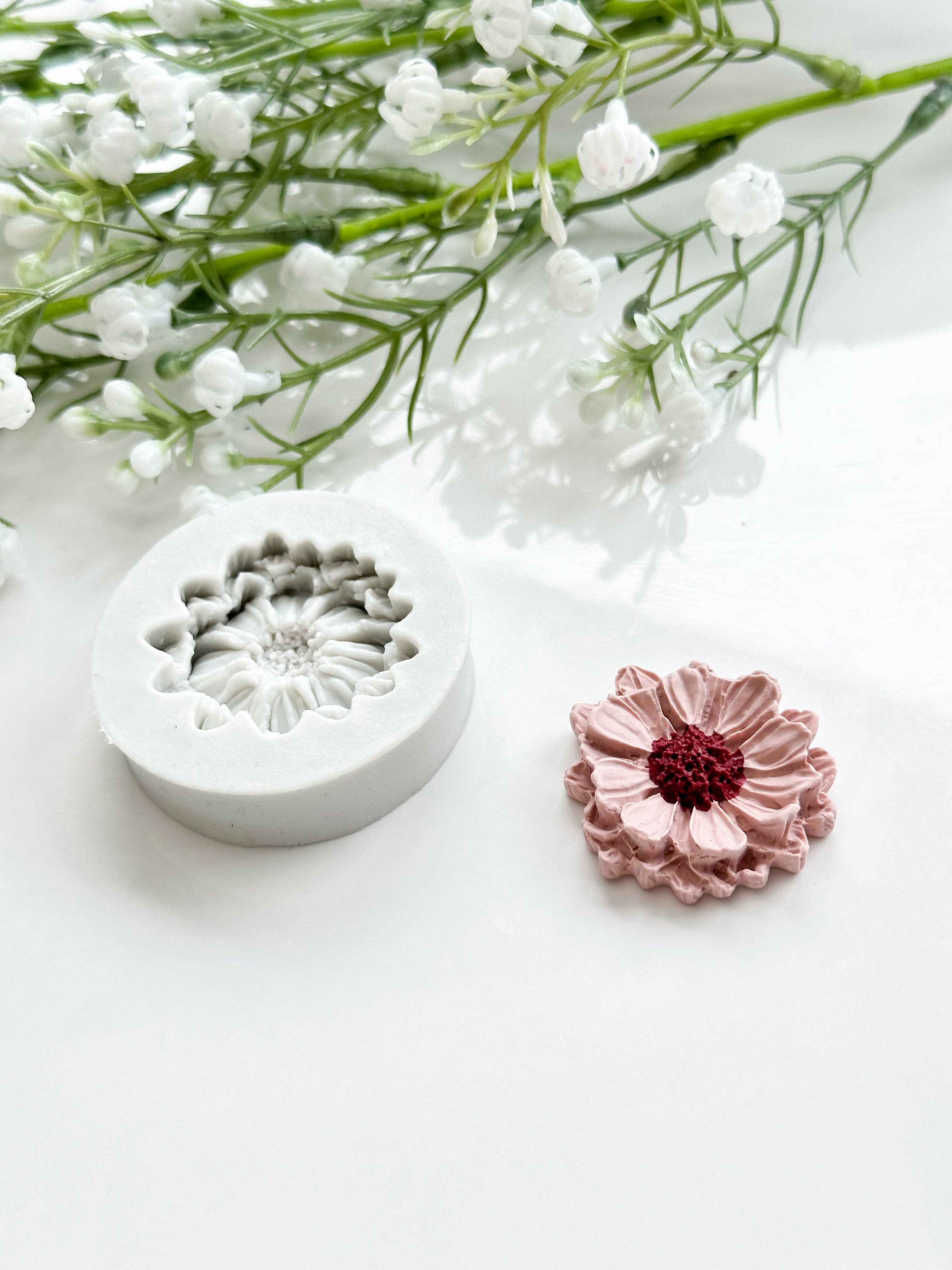 Tera Clay - Vente Matériels de bricolage - Moule en silicone fleur anémone pour pâte polymère3