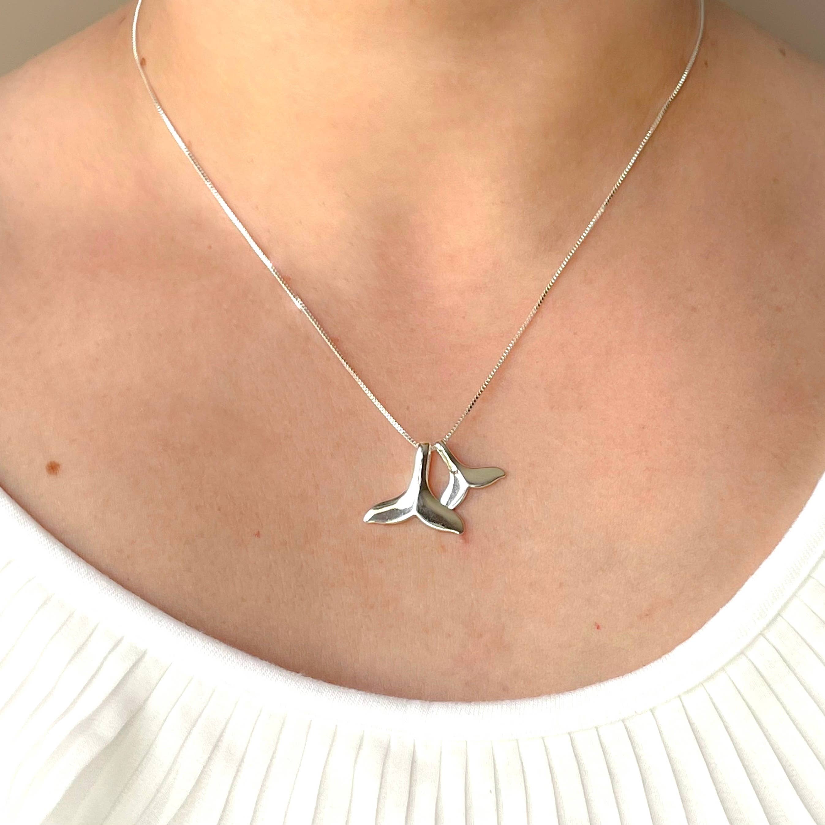 Blueyejewelry – wholesale Pendant/charm necklace – Whale Tail Necklace - 925 Sterling Silver Mermaid Pendant 2