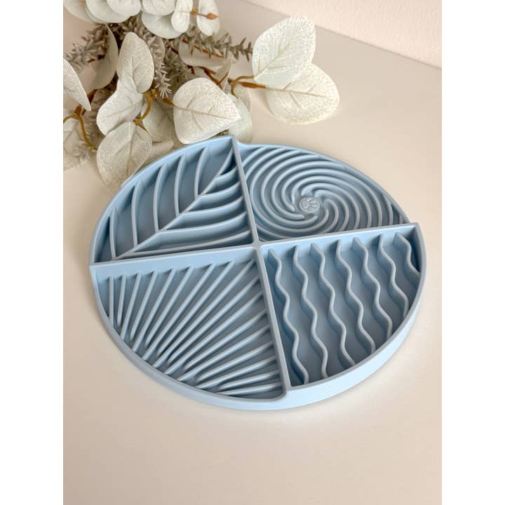 Doggotique - Wholesale Pet Food Mat - Dog - Bali Lick Mat for Dogs and Cats, Slow Bowl3