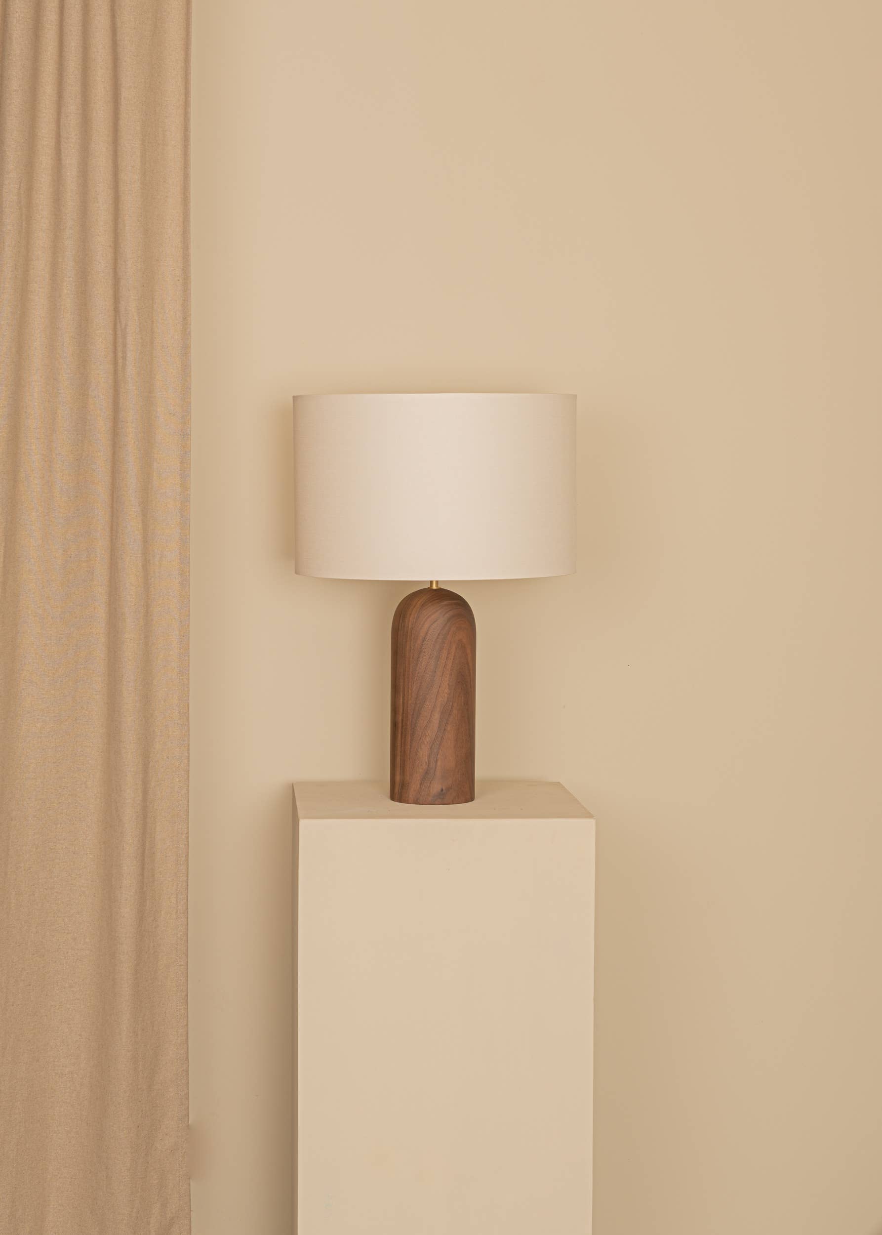 Simone et Marcel - Wholesale Accent/Desk Lamp - Pura Table Lamp Walnut Wood