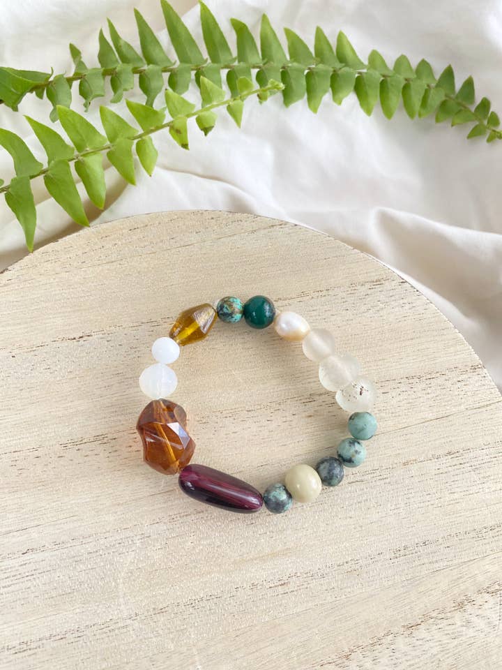 Vintage Bead Bracelet in Brown Green, Sustainable Jewelry for wholesale by Glitter and Glow Co