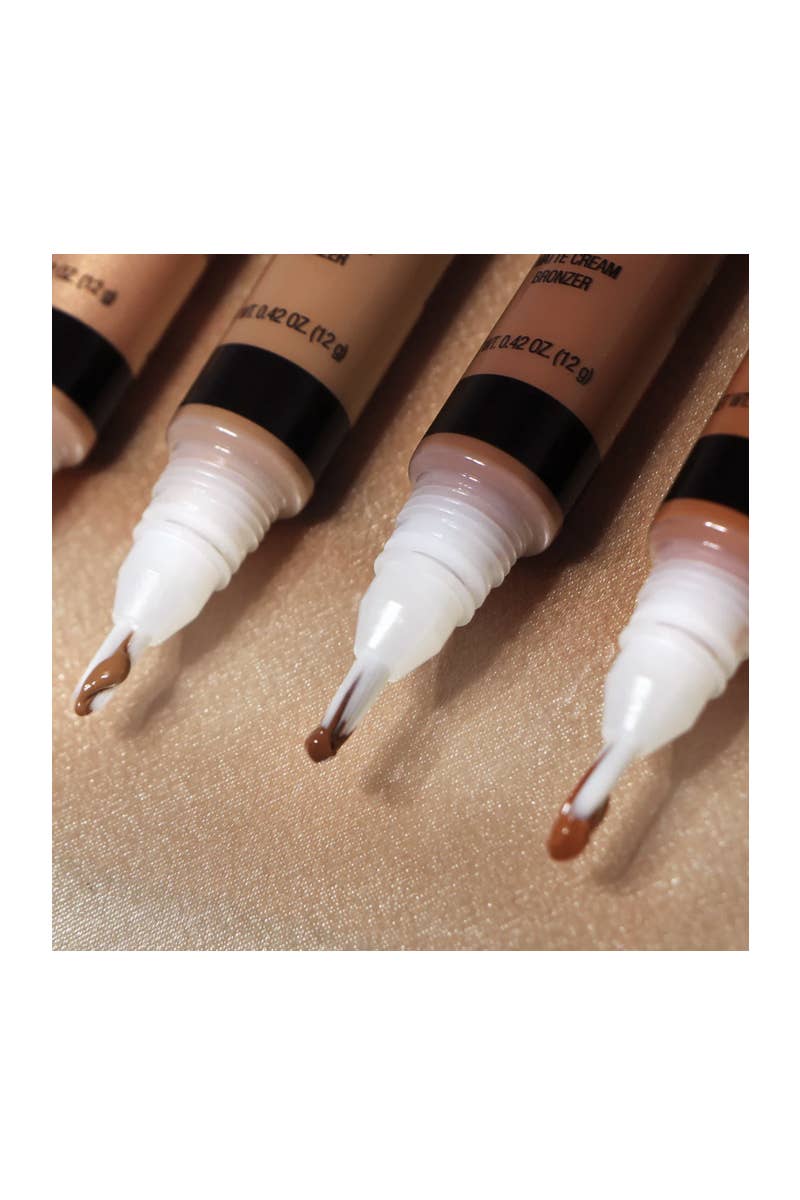 PINEAPPLE Beauty - Wholesale Bronzer - LA Colors CBL585 Get Bronzed Matte Cream Bronzer - 3pc1