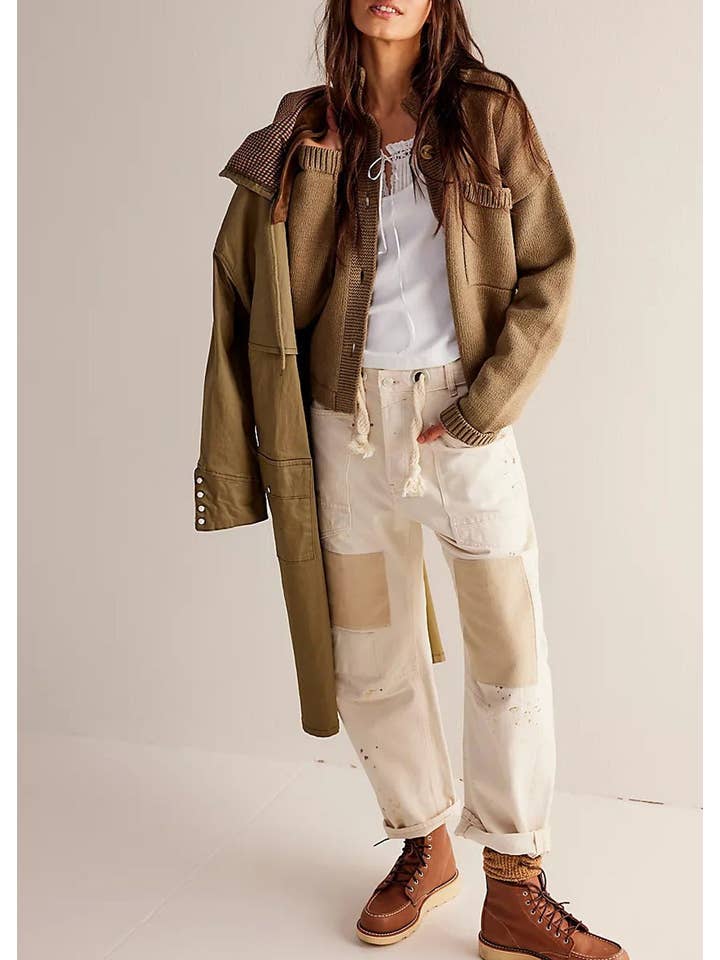 Lark & Lily Boutique - Wholesale Cardigan - Women's - Chic Knitted Button-Down Cardigan with Stand Collar