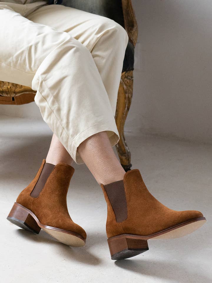 Heeled Chelsea Boots Amy - Hazel for wholesale by Pied de Biche