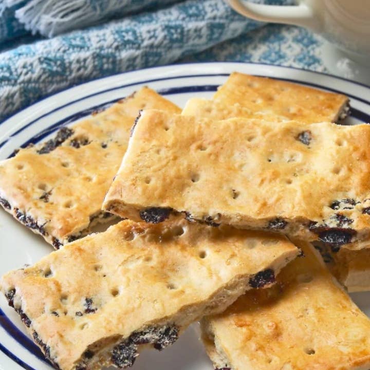 CANDYLO - Wholesale Cookie - Crawfords Garibaldi Biscuits 100g